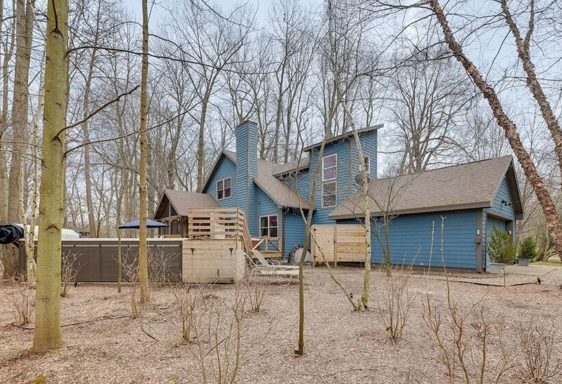 Union Pier Home W/ Outdoor Entertainment Spaces!