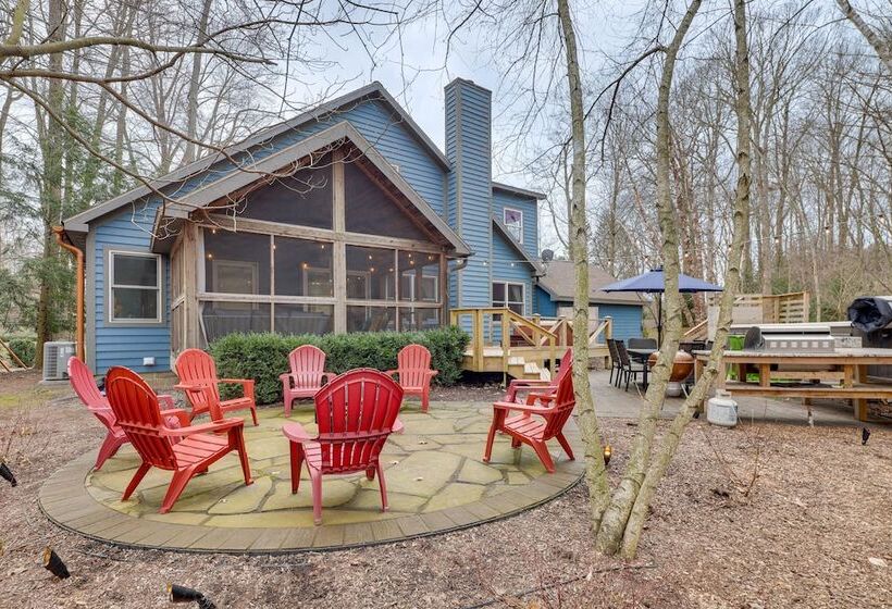 Union Pier Home W/ Outdoor Entertainment Spaces!