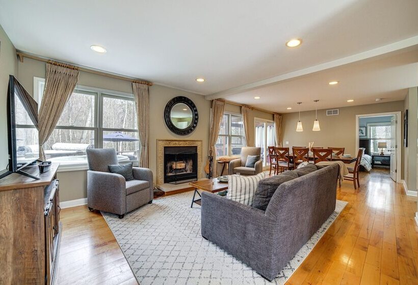 Union Pier Home W/ Outdoor Entertainment Spaces!