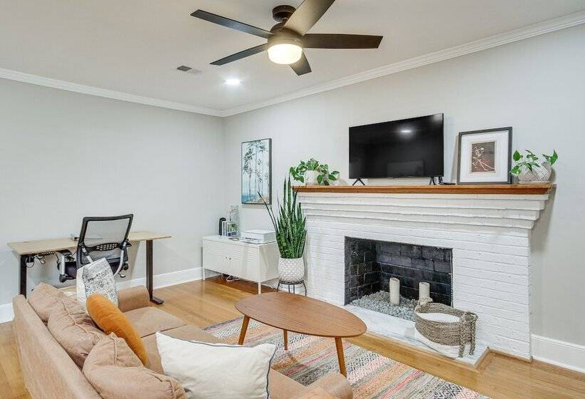 Updated Columbia Home W/ Patio   4 Mi To Usc!