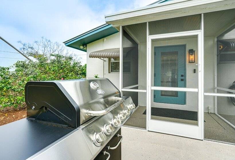 Updated Punta Gorda Home ~ 1 Mi To Laishley Park!