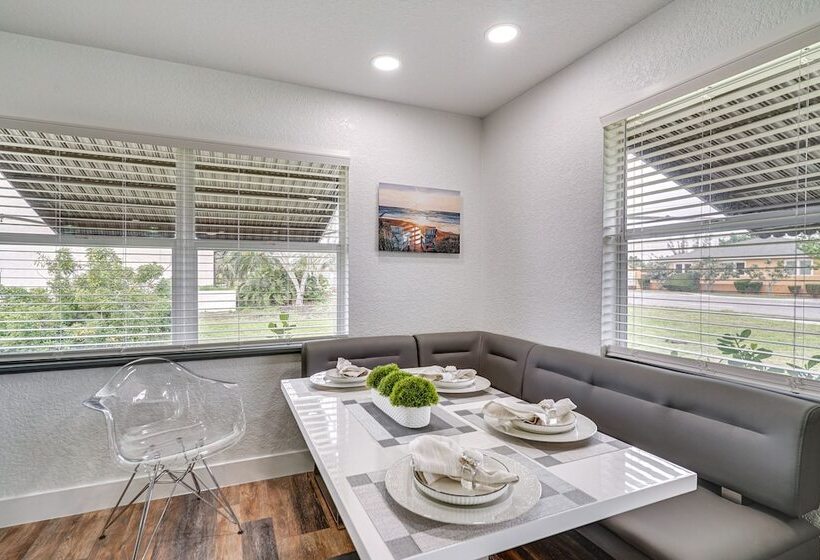 Updated Punta Gorda Home ~ 1 Mi To Laishley Park!