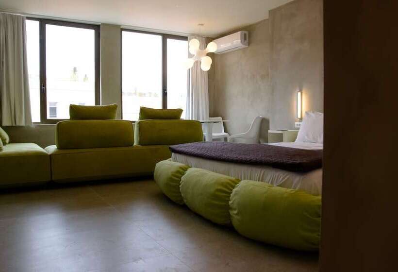 99 Adrianou Apartments