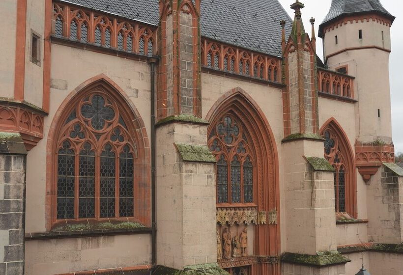 Общежитие Altstadt Quartier