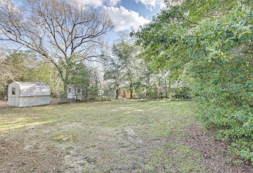 Augusta Home W/ Fenced Yard   4 Mi To Downtown!