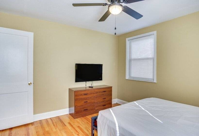 Augusta Home W/ Fenced Yard   4 Mi To Downtown!