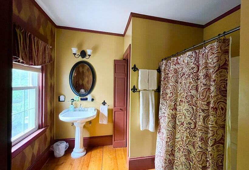 مبيت وإفطار Admiral Peary Inn