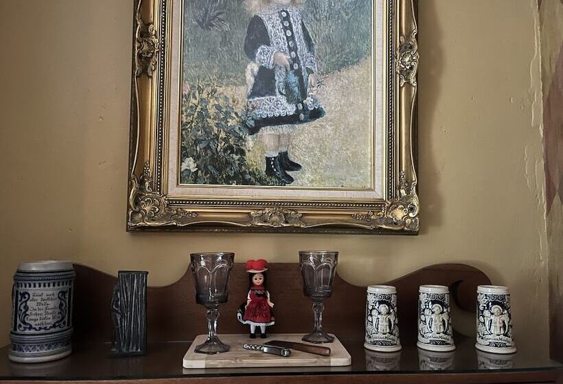 مبيت وإفطار Admiral Peary Inn