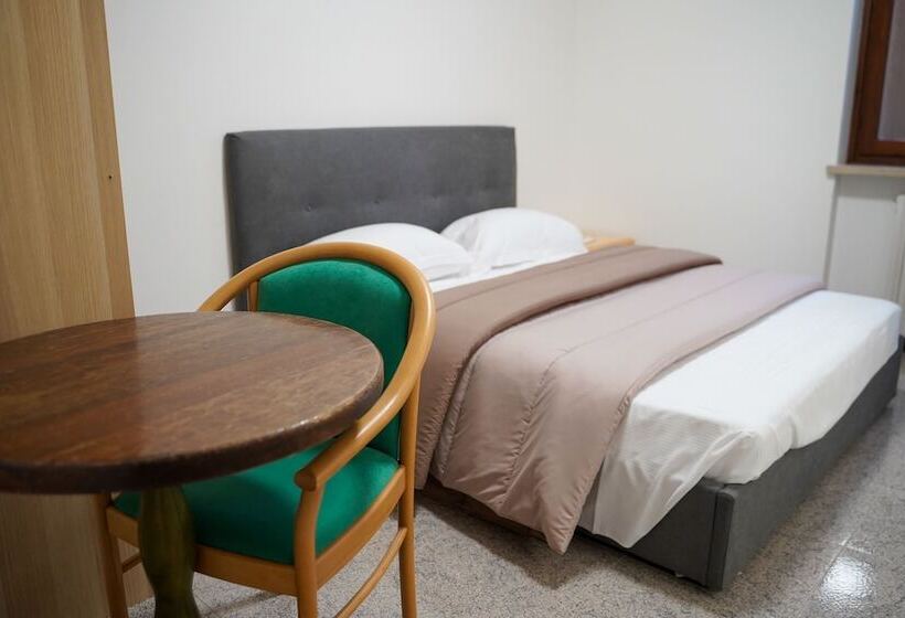 住宿加早餐  Boccadoro Rooms