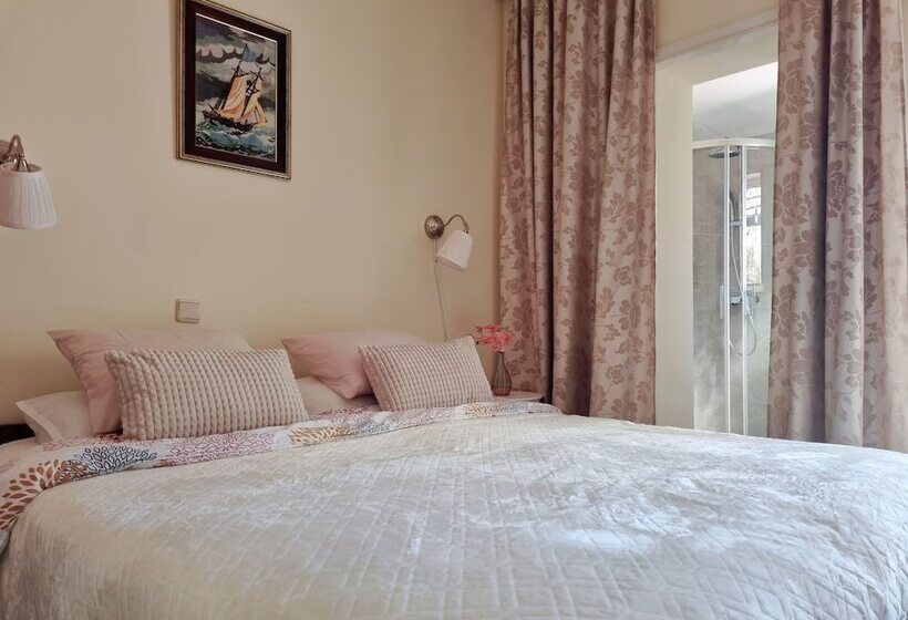 Bed and Breakfast Guesthouse Villa Mlini