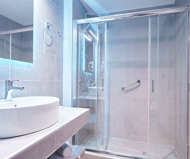 Bed and Breakfast The Mavili Urban Stay