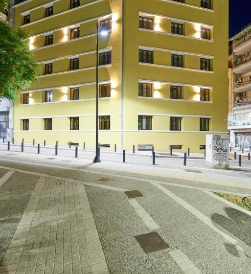 Bed and Breakfast The Mavili Urban Stay