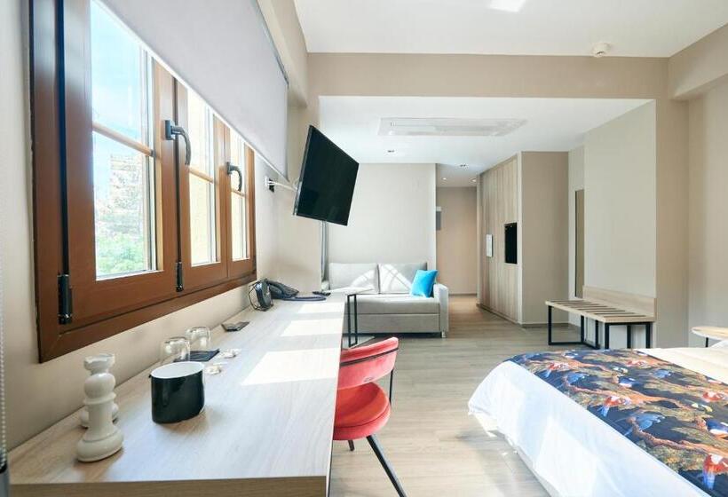 Bed and Breakfast The Mavili Urban Stay