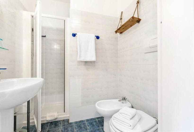 Bike & Wind Hotel Villa Maria   Happy Rentals