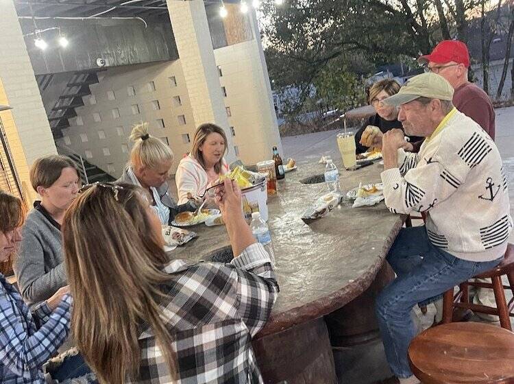 Black River Motel And Restaurant