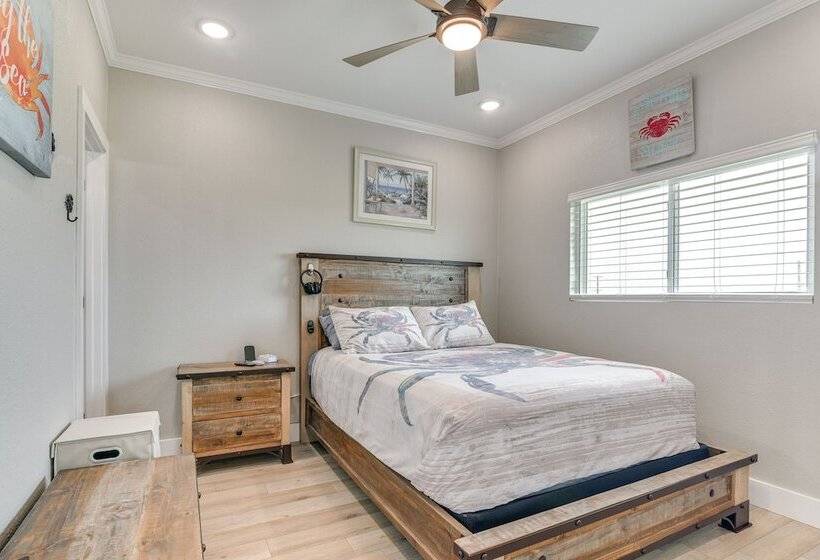 Bless Shore Heart Beach Rental, Near Waterfront