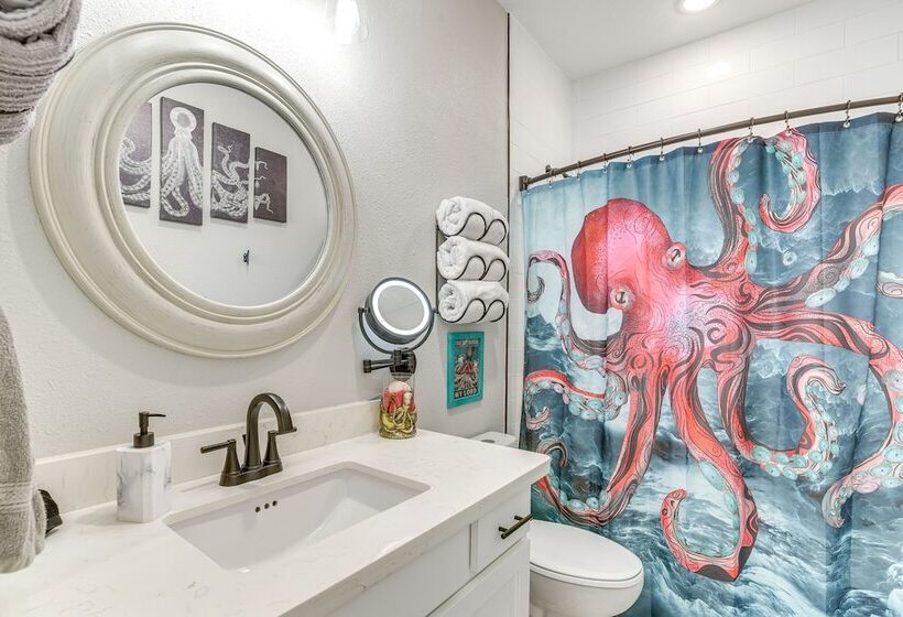 Bless Shore Heart Beach Rental, Near Waterfront