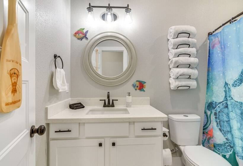 Bless Shore Heart Beach Rental, Near Waterfront