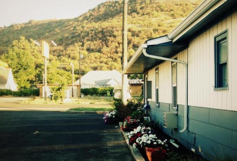 Blue Mountain Motel