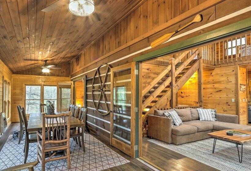 Blue Ridge Cabin W/ Hot Tub, Fire Pit, & Game Room