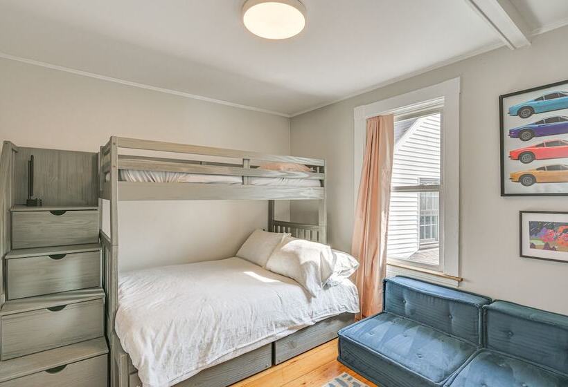 Bright & Pet Friendly Home: 2 Mi To Harvard Square