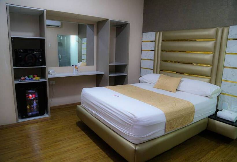 فندق Byhours Astor