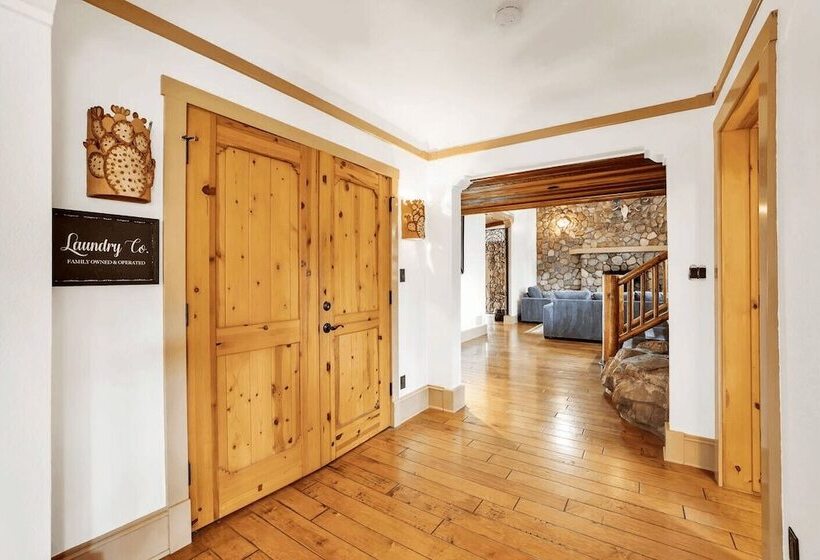 Cactus House By Avantstay Famous Cactus Compound