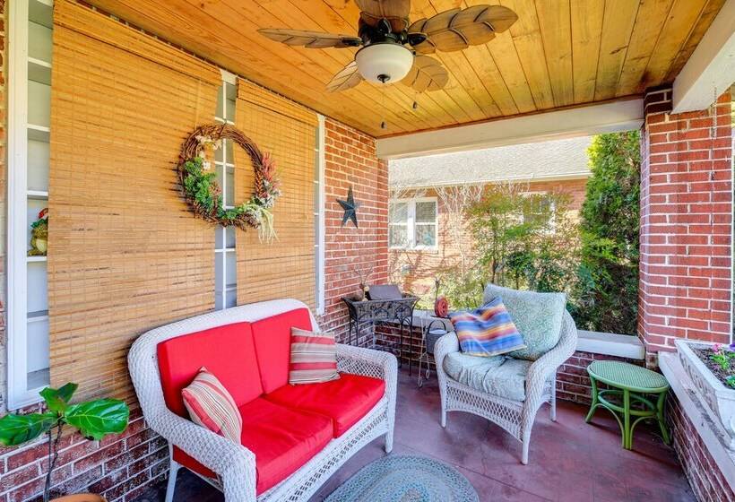 Charming Bristol Home W/ Hot Tub: 1 Mi To Downtown