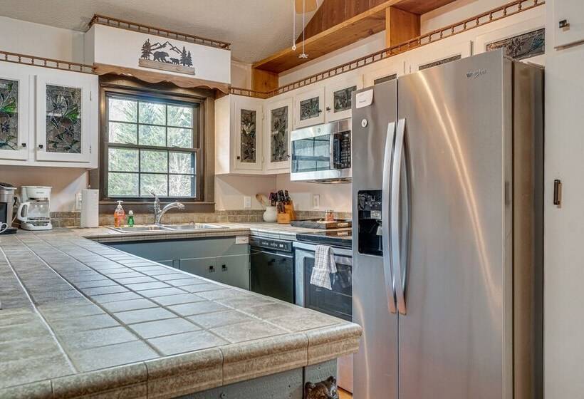 Charming Cabin W/ Fire Pit & Decks ~ 7 Mi To Helen