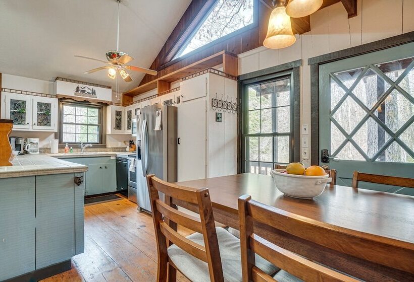 Charming Cabin W/ Fire Pit & Decks ~ 7 Mi To Helen