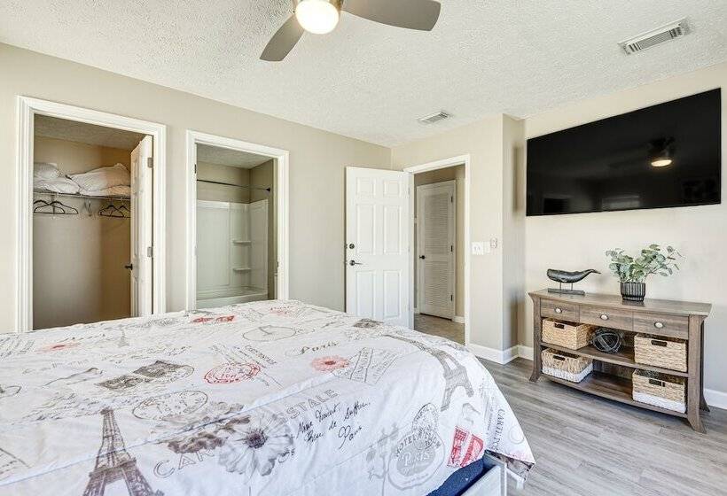 Charming Pcb Home ~ 1 Mi To Beach Access!