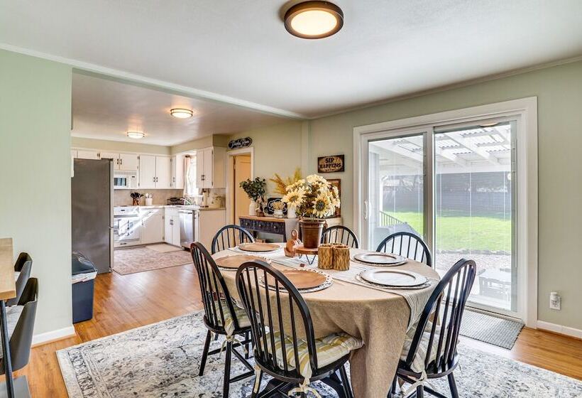 Chic & Cozy Home Near Campus   1 Mi To Autzen!