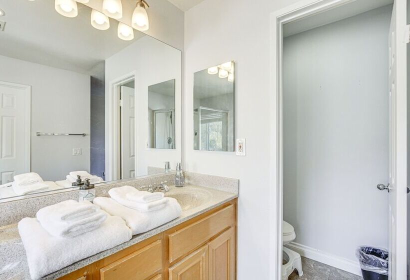 Chula Vista Home W/ Patio   4 Mi To Sesame Place!