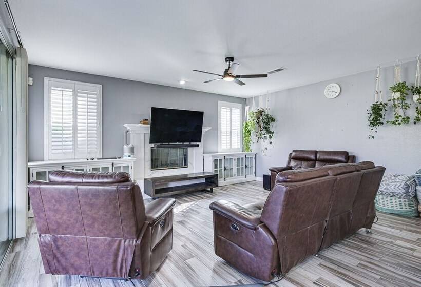 Chula Vista Home W/ Patio   4 Mi To Sesame Place!