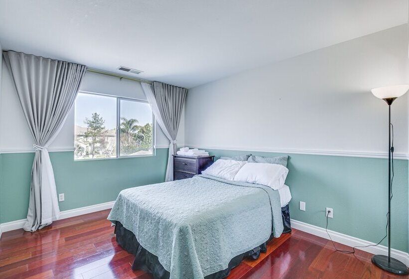 Chula Vista Home W/ Patio   4 Mi To Sesame Place!