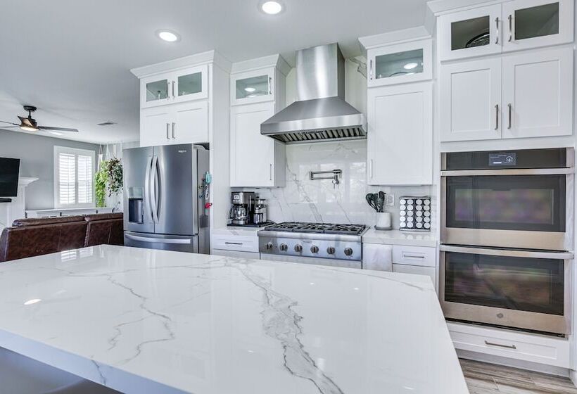 Chula Vista Home W/ Patio   4 Mi To Sesame Place!