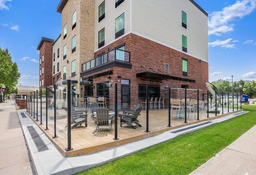 Cobblestone Hotel & Suites   Lynden