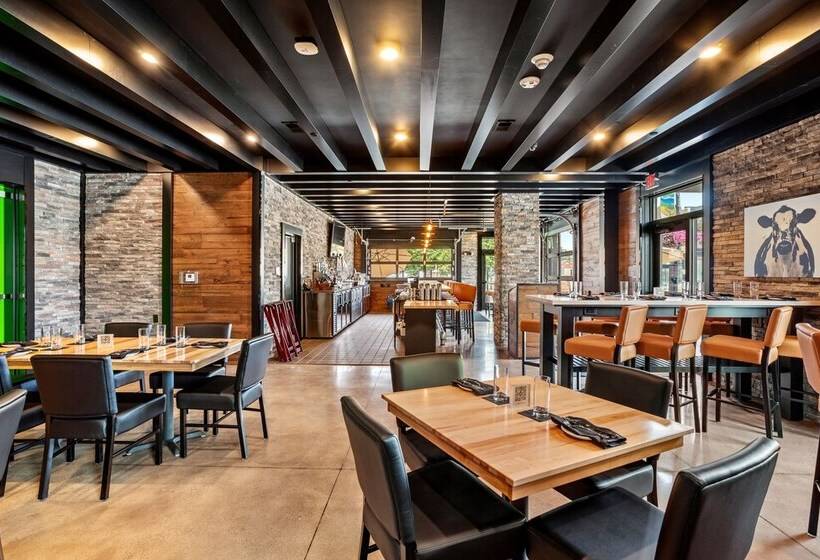 Cobblestone Hotel & Suites   Lynden