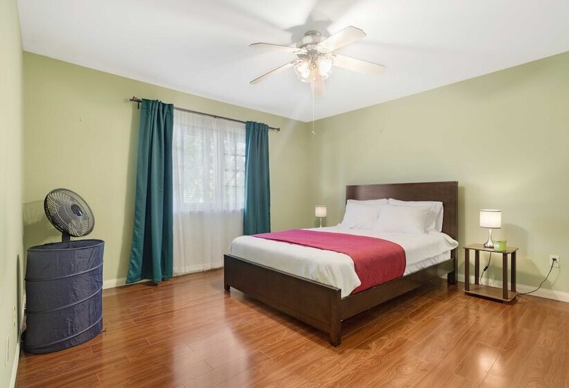 Colven By Avantstay Pool + Spa Near Golf Course