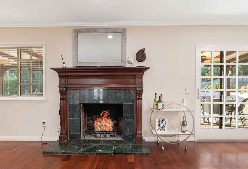 Colven By Avantstay Pool + Spa Near Golf Course