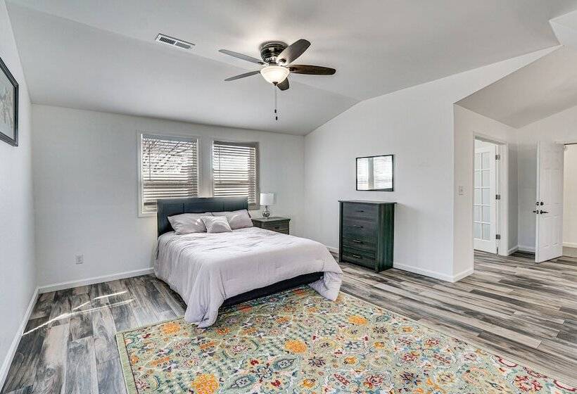 Cozy Jefferson City Retreat W/ Porch, Near Golfing