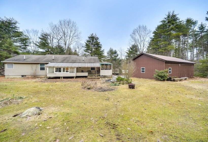 Cozy Lake Luzerne Home 1 Mi To Wayside Beach!