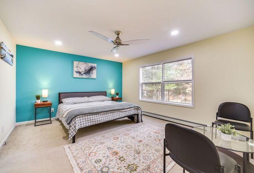 Cozy Lake Luzerne Home 1 Mi To Wayside Beach!