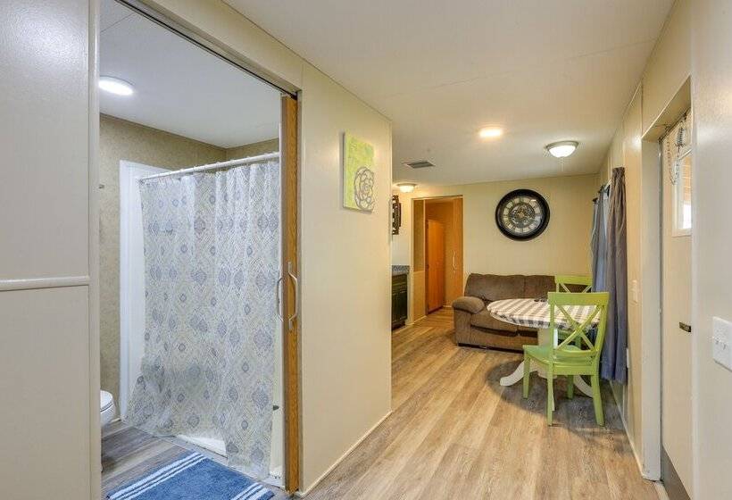 Cozy Morriston Home Near World Equestrian Center!