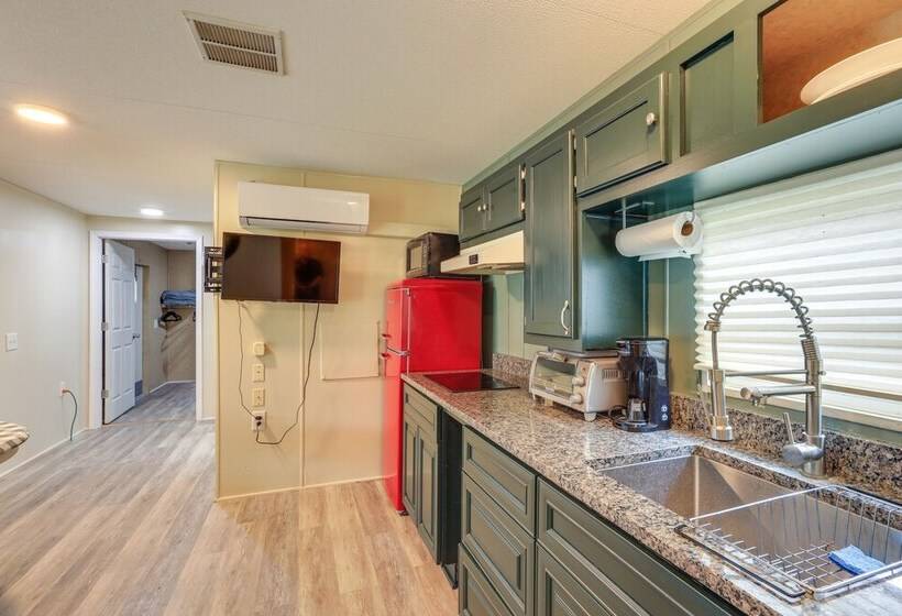 Cozy Morriston Home Near World Equestrian Center!