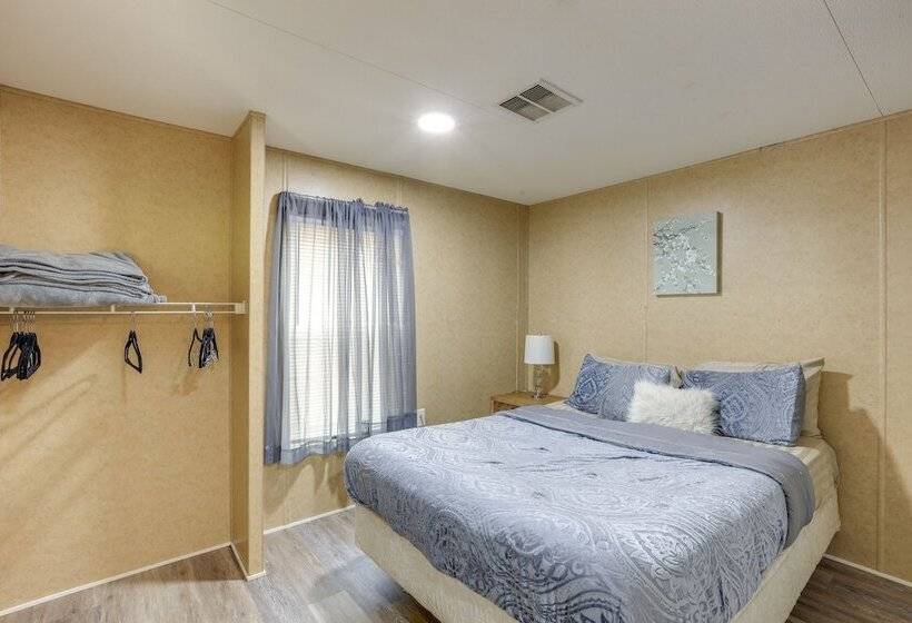 Cozy Morriston Home Near World Equestrian Center!