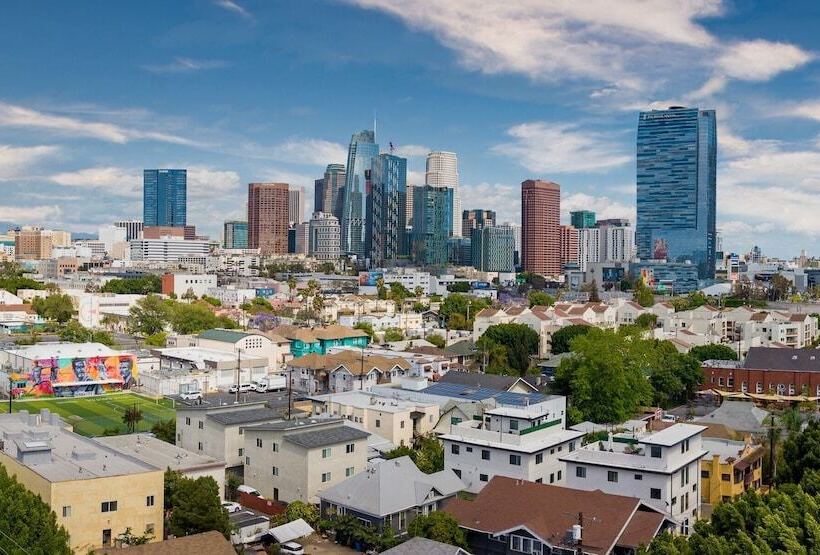 Downtown Darling By Avantstay Rooftop Deck, View