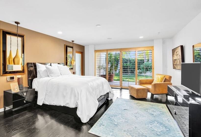 Edwin By Avantstay Hollywood Hills Luxury + Pool