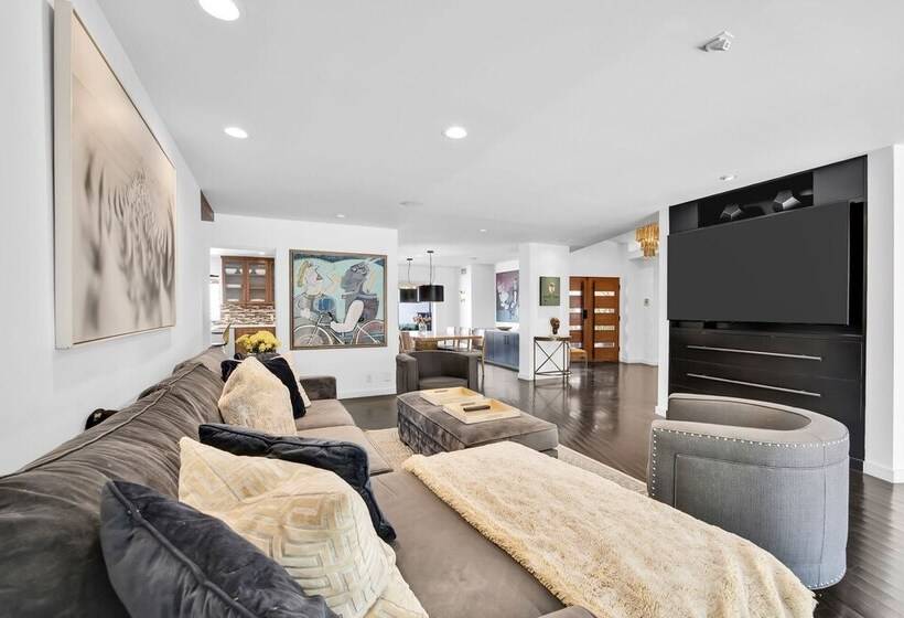 Edwin By Avantstay Hollywood Hills Luxury + Pool