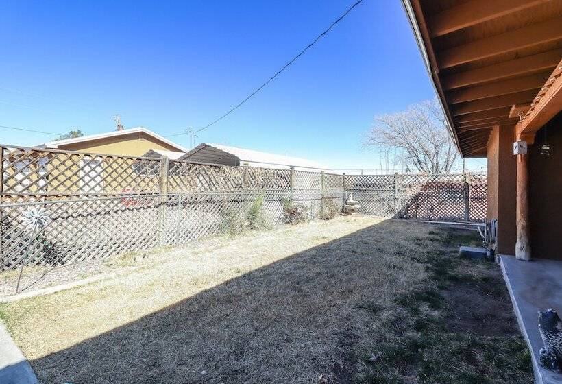 Elephant Butte Home W/ Propane Grill: 1 Mi To Lake